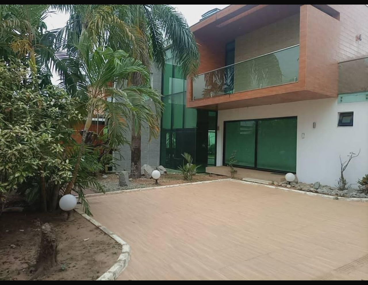 gallery gallery-image